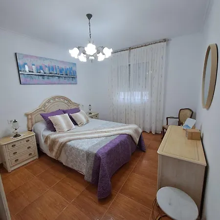Casa vacanze Entire House In Boiro, 5 Minutes From The *