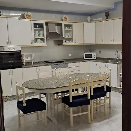 Entire House In Boiro, 5 Minutes From The Boiro